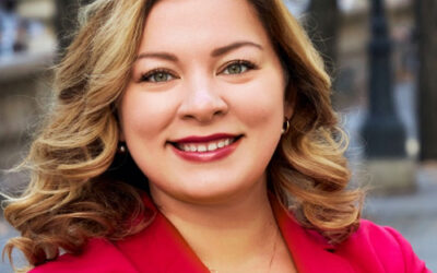 Julia Lemberskiy: How to Succeed By Choosing the Unconventional Path